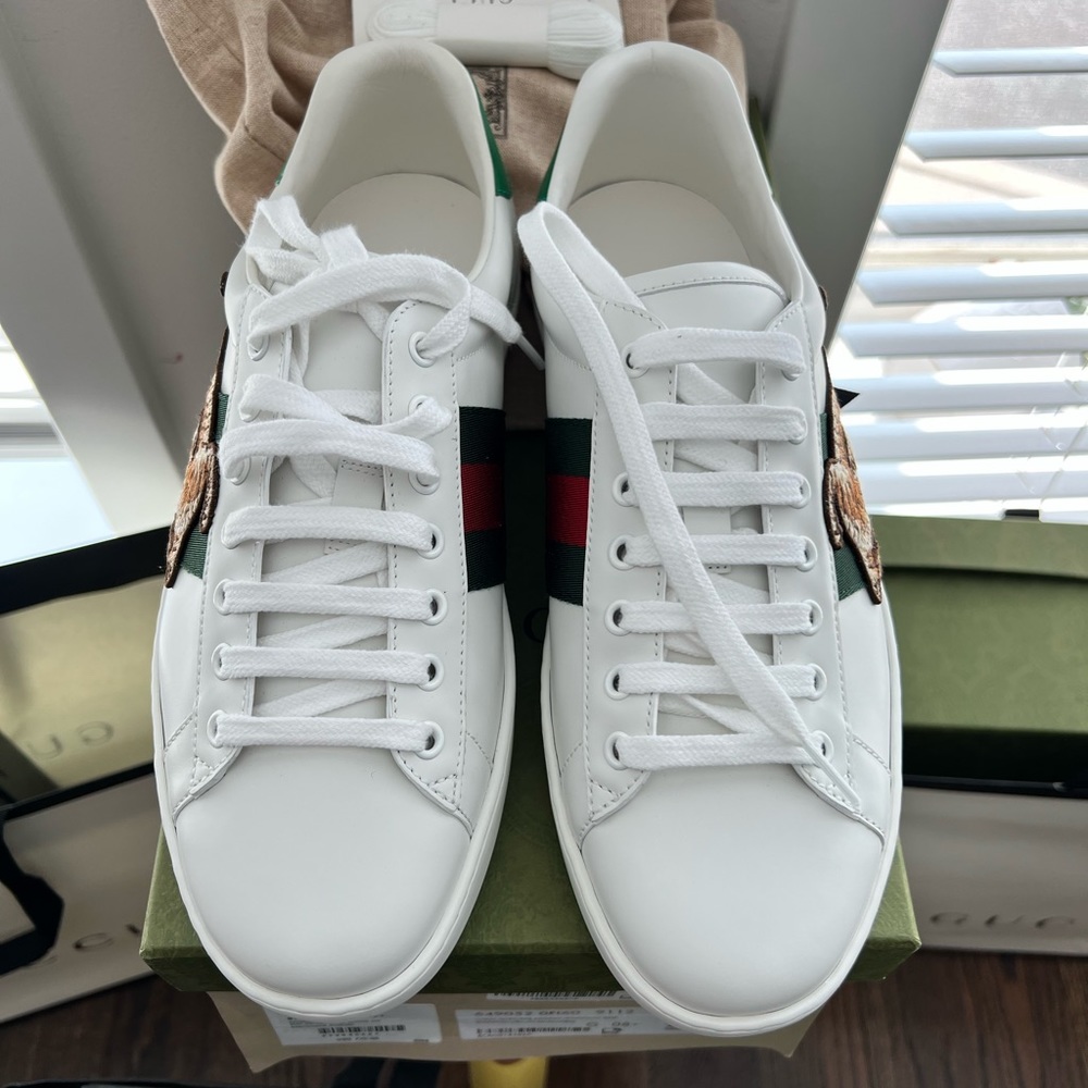 Authentic leather men Gucci sneakers